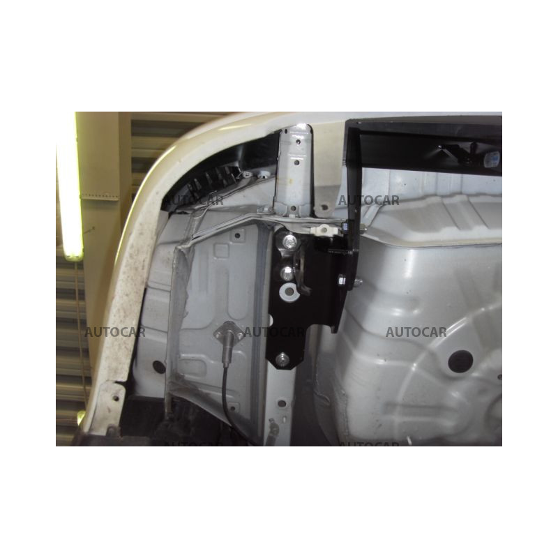 Anhängerkupplung für Toyota AVENSIS - T27 - Kombi - automat vertikal–AHK  abnehmbar ☑️